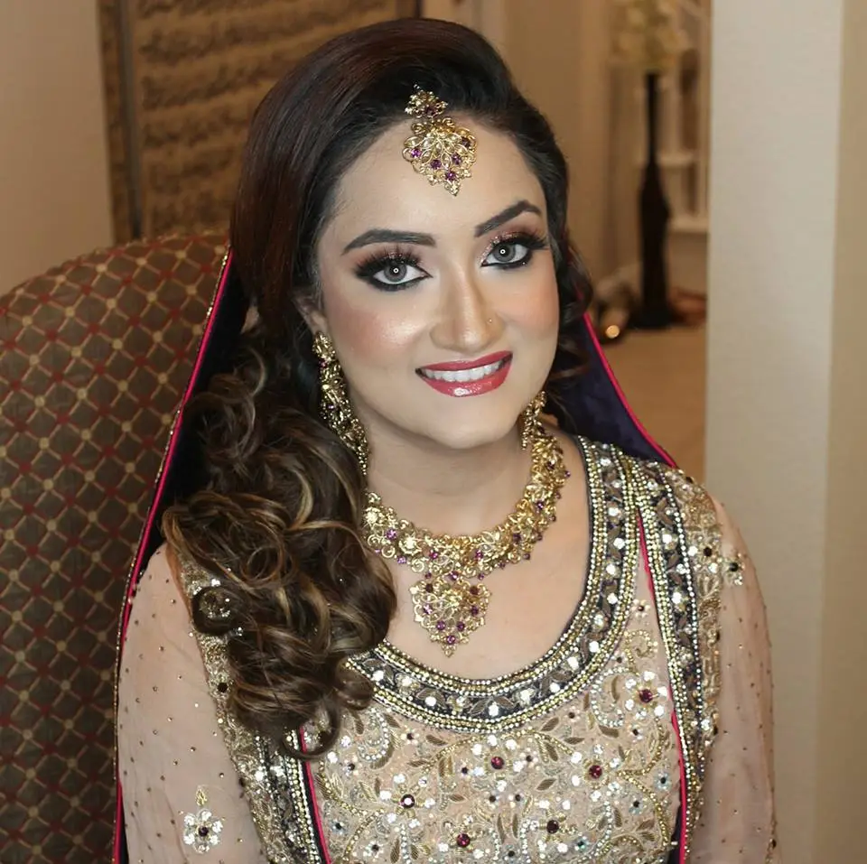Dupatta and jewellery setting by Bridal Art Studio