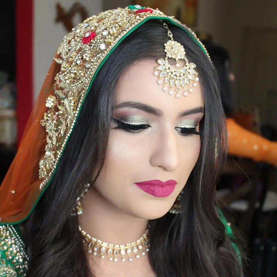 Mehndi look by Bridal Art Studio