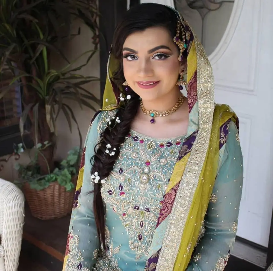 Mehndi look by Bridal Art Studio